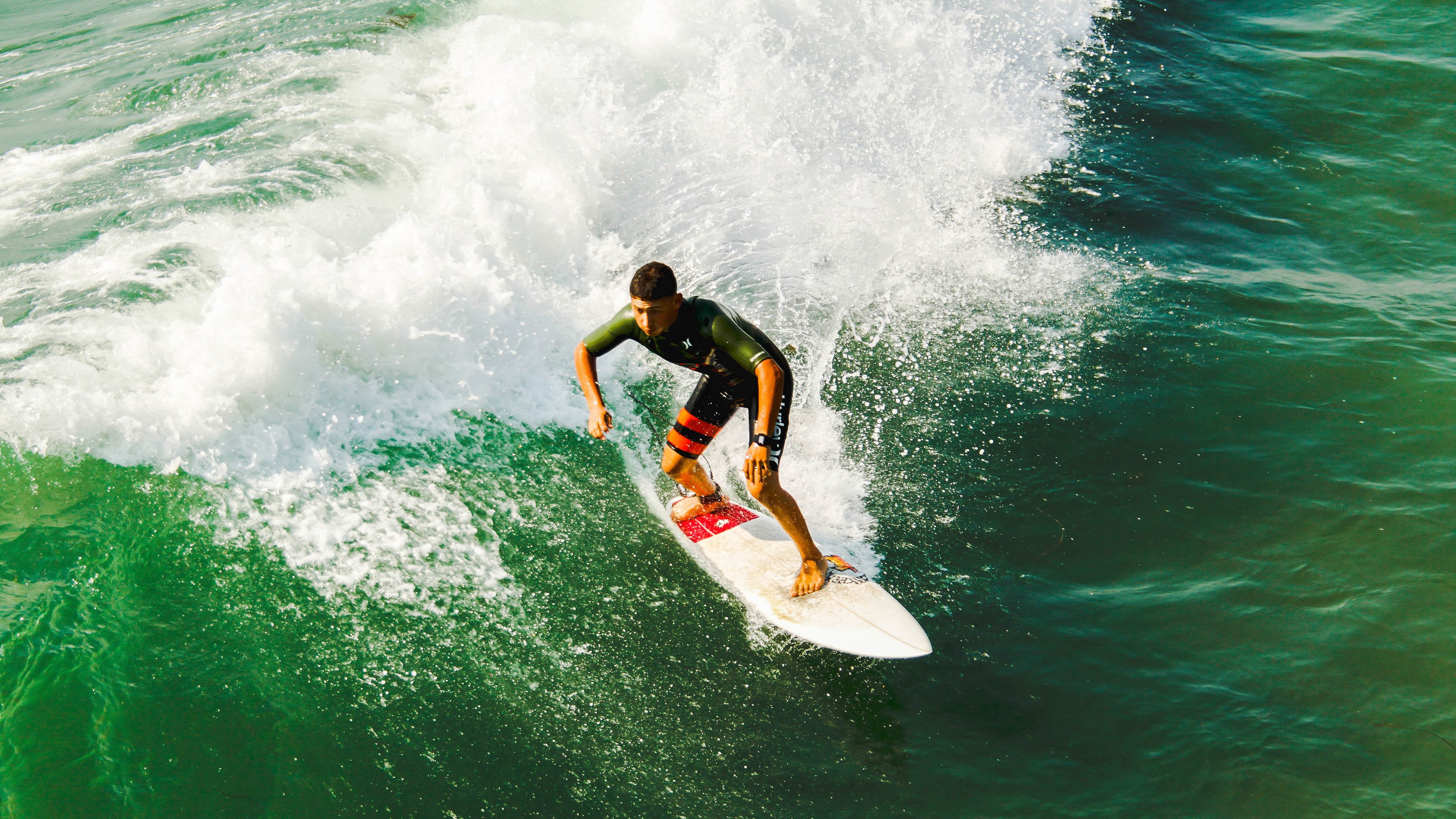 中国游泳全国冠军赛开赛,张雨霏首日即夺两金,中国游泳队张雨霏